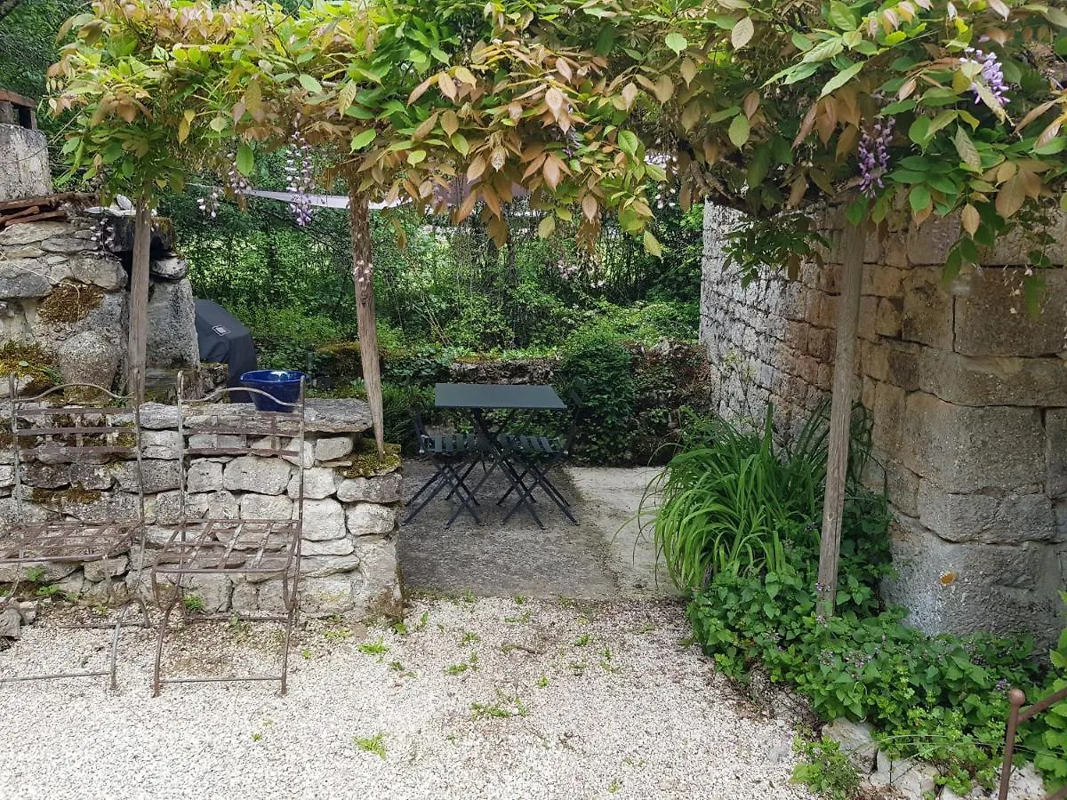 Le Moulin De Jules Et Akasha Bed & Breakfast Labastide-Murat