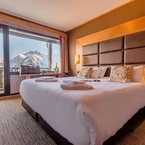 Madame Ibiza Hotel Les Deux Alpes